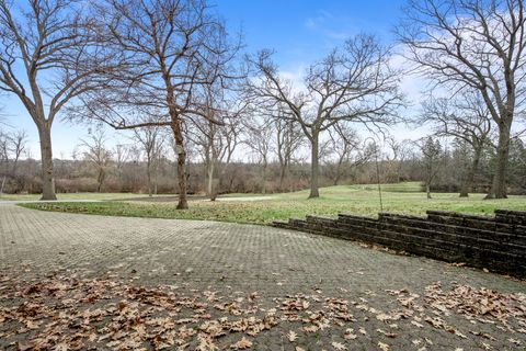 Tiny photo for 32981 N River Road, Libertyville, IL 60048 (MLS # 12556308)