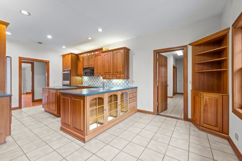 Tiny photo for 32981 N River Road, Libertyville, IL 60048 (MLS # 12556308)