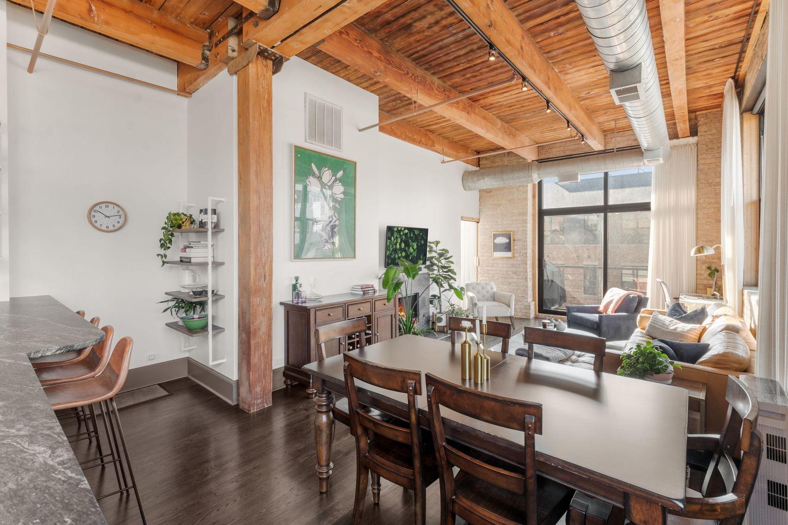 1751 N Western Avenue 304