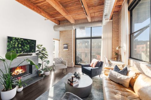 Tiny photo for 1751 N Western Avenue #304, Chicago, IL 60647 (MLS # 12539469)