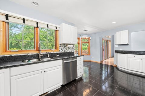 Tiny photo for 7124 168th Street, Tinley Park, IL 60477 (MLS # 12501399)