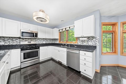 Tiny photo for 7124 168th Street, Tinley Park, IL 60477 (MLS # 12501399)