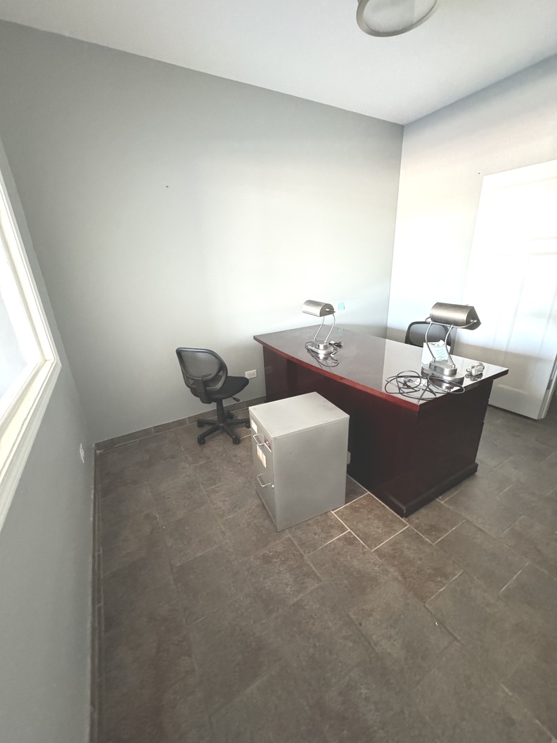 1413 W 127th Street