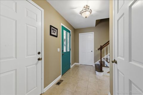 Tiny photo for 635 Kingsbury Court, Batavia, IL 60510 (MLS # 12601197)