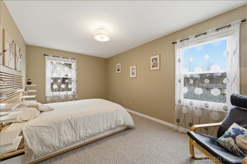 Tiny photo for 635 Kingsbury Court, Batavia, IL 60510 (MLS # 12601197)