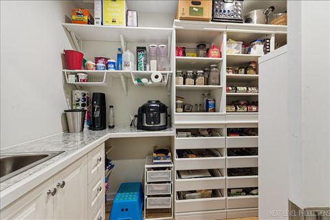 Tiny photo for 635 Kingsbury Court, Batavia, IL 60510 (MLS # 12601197)