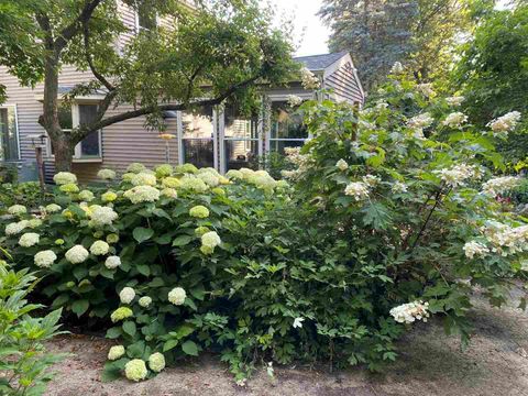 Tiny photo for 635 Kingsbury Court, Batavia, IL 60510 (MLS # 12601197)