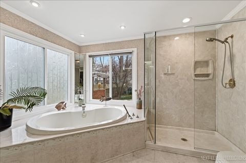 Tiny photo for 635 Kingsbury Court, Batavia, IL 60510 (MLS # 12601197)