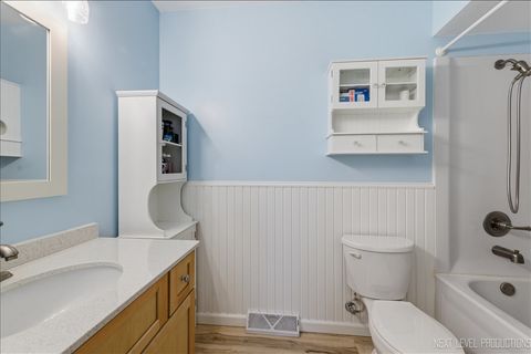 Tiny photo for 635 Kingsbury Court, Batavia, IL 60510 (MLS # 12601197)