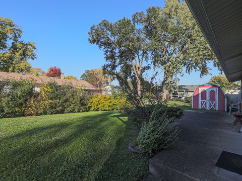 Tiny photo for 660 Magnolia Lane, Elk Grove Village, IL 60007 (MLS # 12793692)