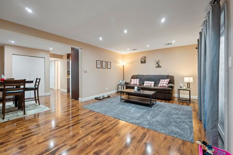 Tiny photo for 9645 S Harlem Avenue #1H, Chicago Ridge, IL 60415 (MLS # 12588145)