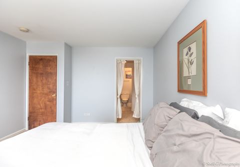 Tiny photo for 9745 S Karlov Avenue #607, Oak Lawn, IL 60453 (MLS # 12442772)