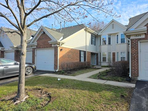 Tiny photo for 1914 Quaker Hollow Lane, Streamwood, IL 60107 (MLS # 12603046)