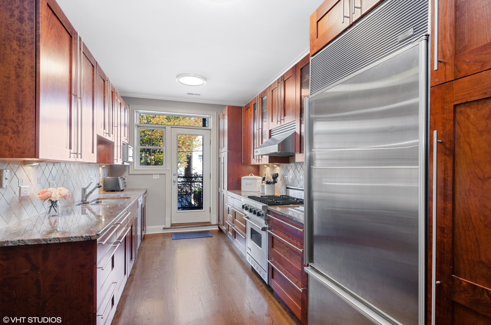 2222 W ARMITAGE Avenue 2E