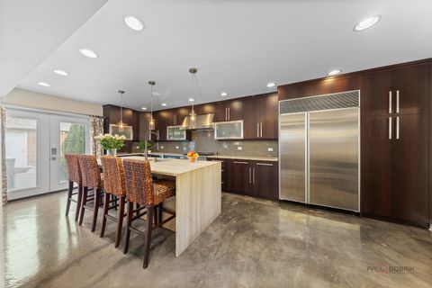 Tiny photo for 2 N Tower Road, Oak Brook, IL 60523 (MLS # 12622484)