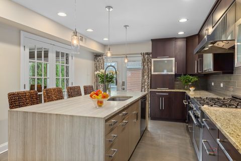 Tiny photo for 2 N Tower Road, Oak Brook, IL 60523 (MLS # 12622484)