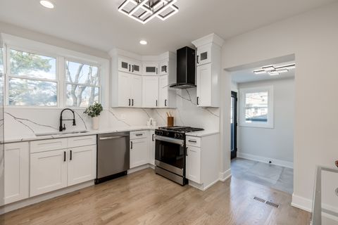 Tiny photo for 2629 N 77th Court, Elmwood Park, IL 60707 (MLS # 12635313)
