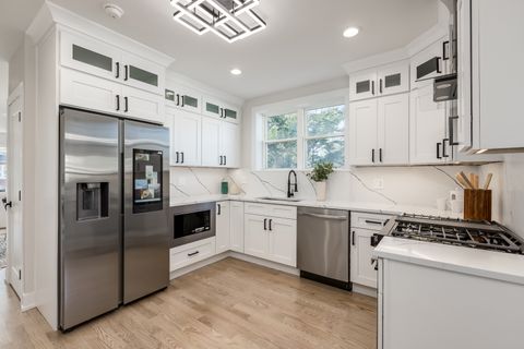 Tiny photo for 2629 N 77th Court, Elmwood Park, IL 60707 (MLS # 12635313)