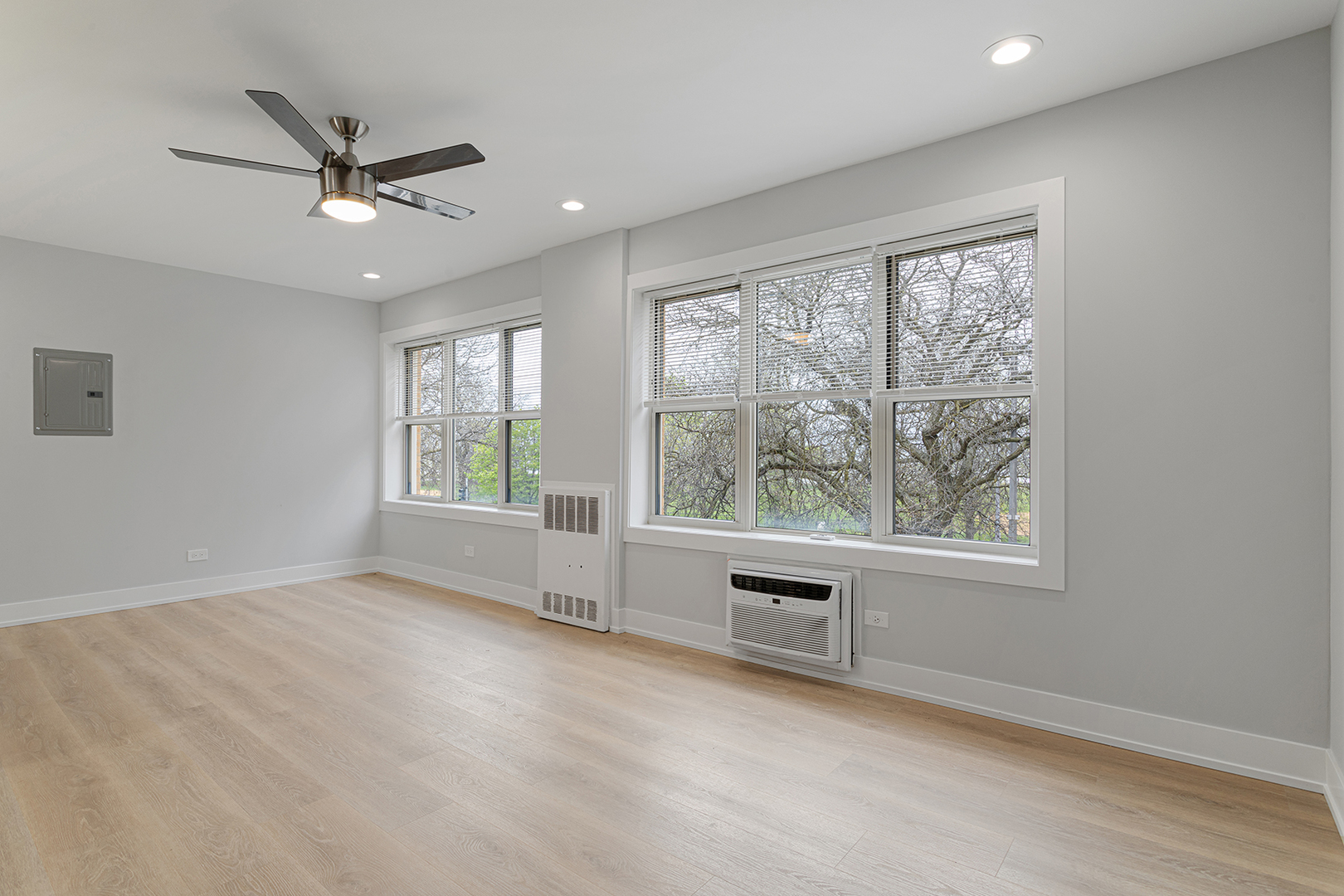 7070 N Sheridan Avenue 4S