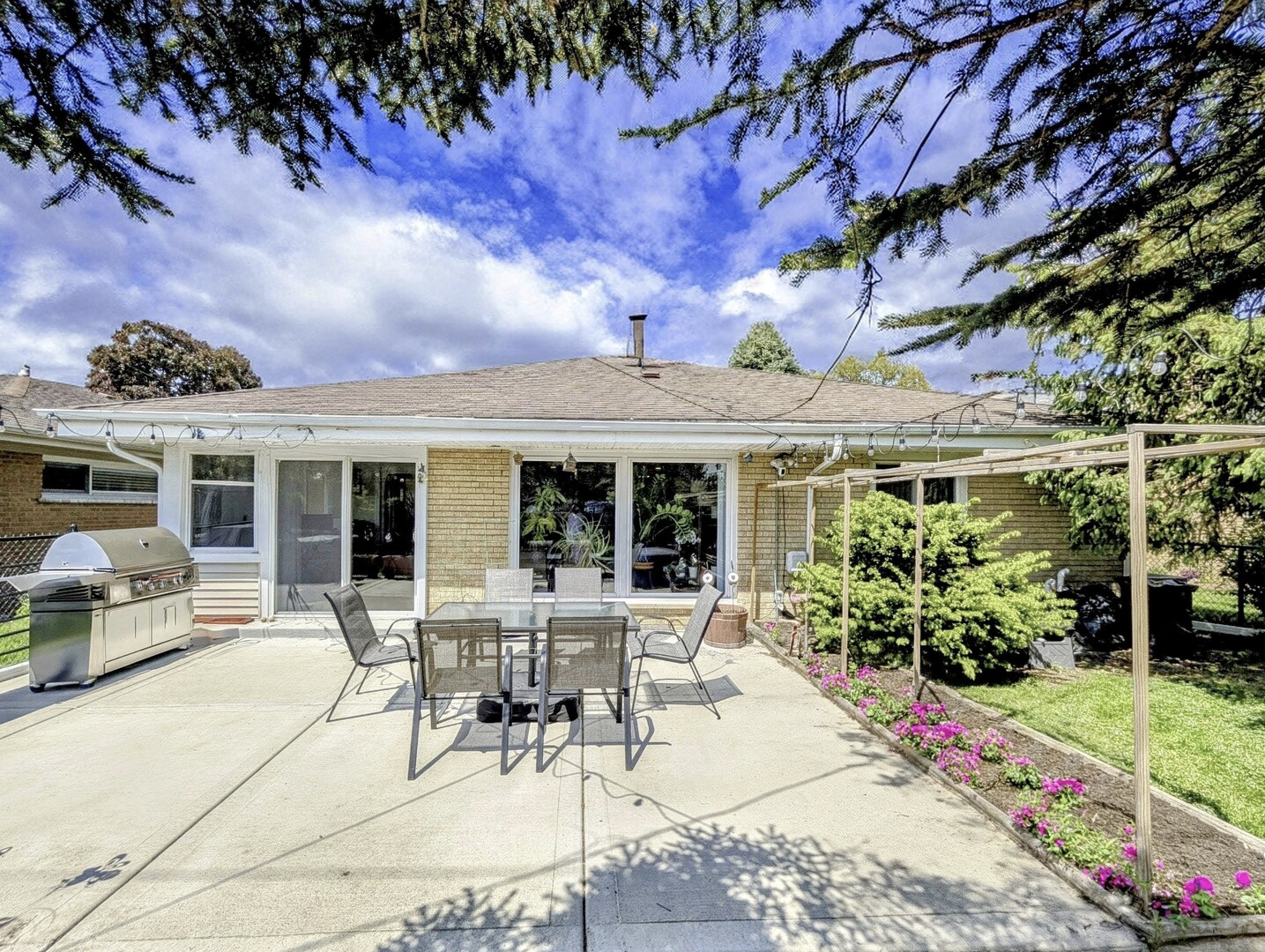 8049 Country Club Lane
