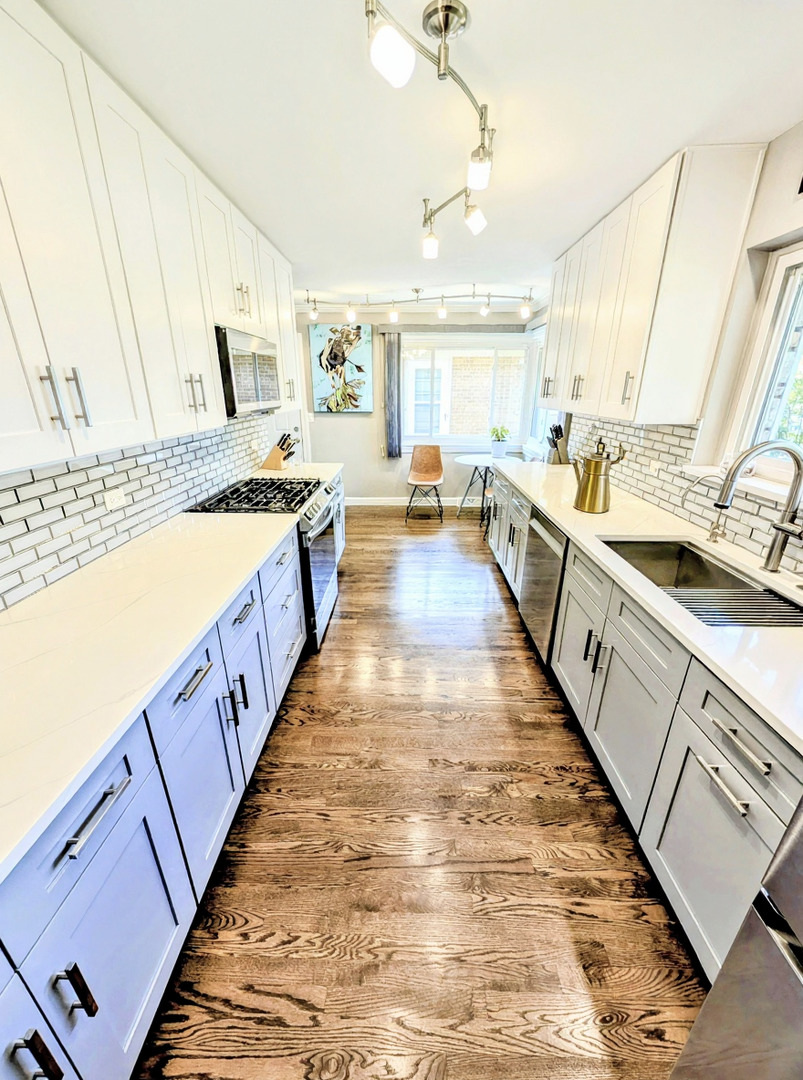 8049 Country Club Lane