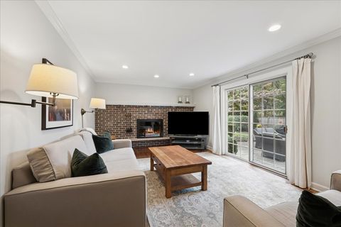 Tiny photo for 3829 Eastwind Court, Northbrook, IL 60062 (MLS # 12478523)