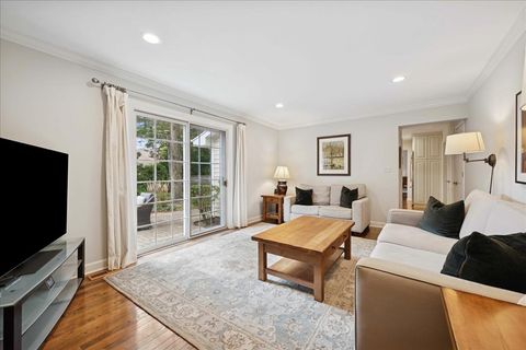Tiny photo for 3829 Eastwind Court, Northbrook, IL 60062 (MLS # 12478523)