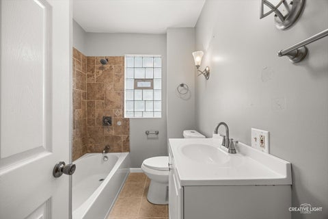 Tiny photo for 2608 E 74th Place, Chicago, IL 60649 (MLS # 12773355)
