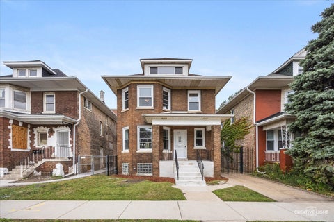 Photo of 2608 E 74th Place, Chicago, IL 60649 (MLS # 12773355)