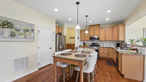 Tiny photo for 3811 Ivy Lane, Elgin, IL 60124 (MLS # 12653668)