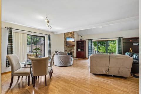 Tiny photo for 118 Seneca Trail, Bloomingdale, IL 60108 (MLS # 12726871)