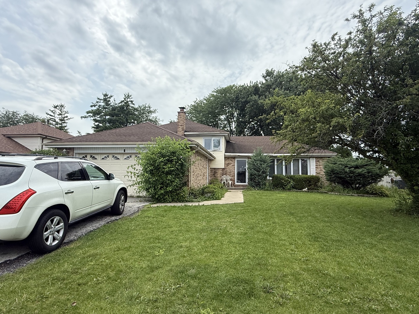 15226 Oxford Drive