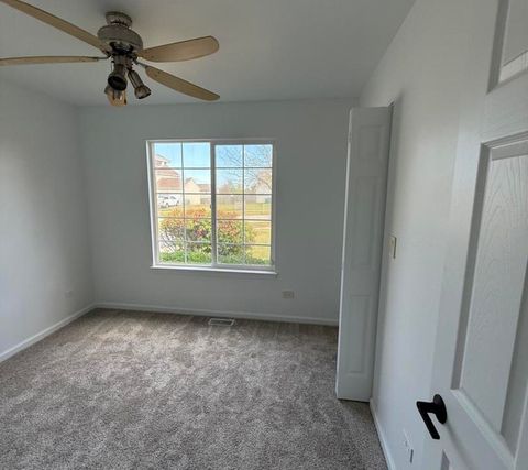 Tiny photo for 2010 Sunset Court, Zion, IL 60099 (MLS # 12496369)