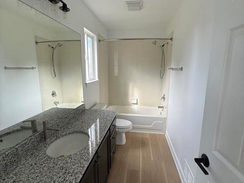 Tiny photo for 2010 Sunset Court, Zion, IL 60099 (MLS # 12496369)