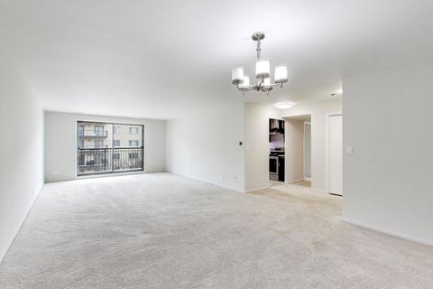 Tiny photo for 8610 Waukegan Road #302, Morton Grove, IL 60053 (MLS # 12584223)