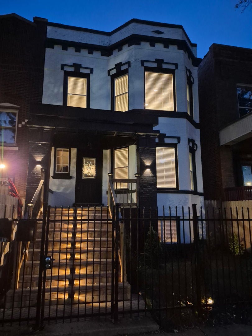 27 N Latrobe Avenue