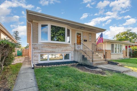Tiny photo for 6253 N Harlem Avenue, Chicago, IL 60631 (MLS # 12475269)