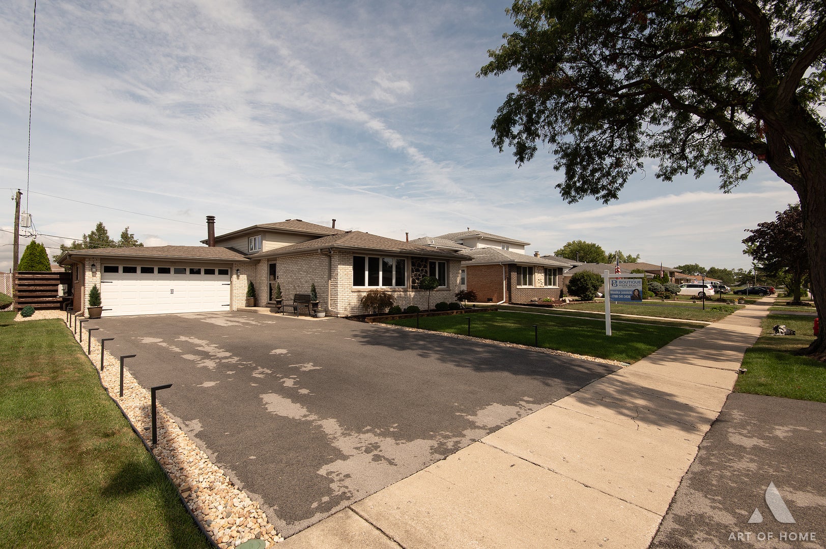 7934 W 81st Place