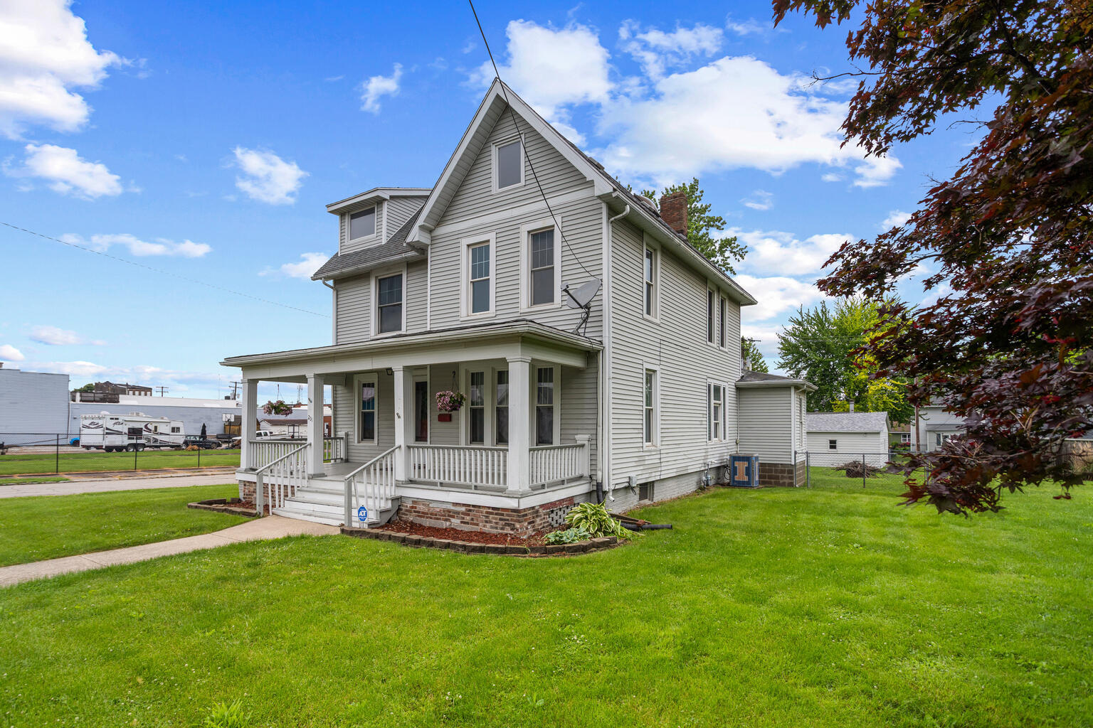 201 E Court Street