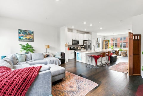 Tiny photo for 2210 Venture Drive, Schaumburg, IL 60173 (MLS # 12773120)