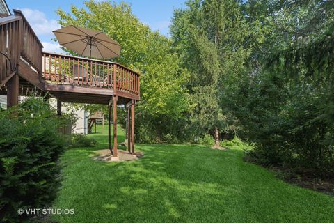 Tiny photo for 7631 Beringer Court, Gurnee, IL 60031 (MLS # 12469274)