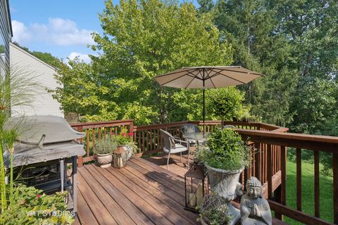 Tiny photo for 7631 Beringer Court, Gurnee, IL 60031 (MLS # 12469274)
