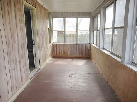 Tiny photo for 1208 Marshall Avenue, Paris, IL 61944 (MLS # 12604257)