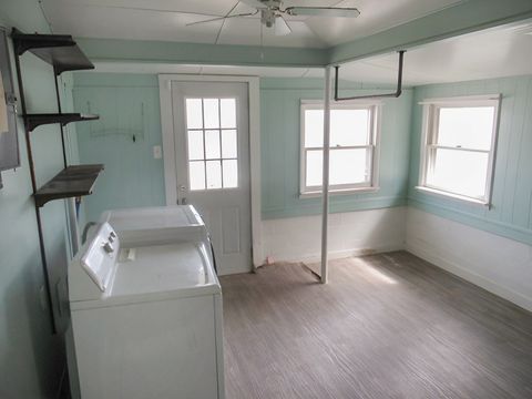 Tiny photo for 1208 Marshall Avenue, Paris, IL 61944 (MLS # 12604257)