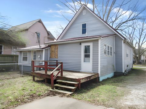 Tiny photo for 1208 Marshall Avenue, Paris, IL 61944 (MLS # 12604257)