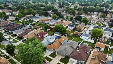 Tiny photo for 3518 Harvey Avenue, Berwyn, IL 60402 (MLS # 12475403)