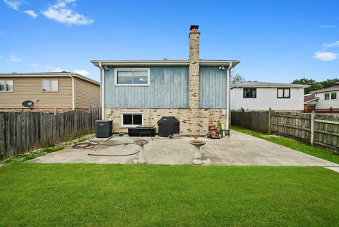 Tiny photo for 3518 Harvey Avenue, Berwyn, IL 60402 (MLS # 12475403)
