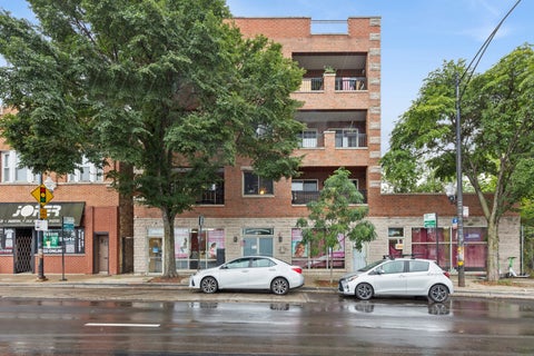 Photo of 4011 W Fullerton Avenue #3W, Chicago, IL 60639 (MLS # 12754045)