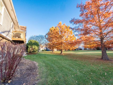 Tiny photo for 804 Chasefield Lane #3, Crystal Lake, IL 60014 (MLS # 12516023)