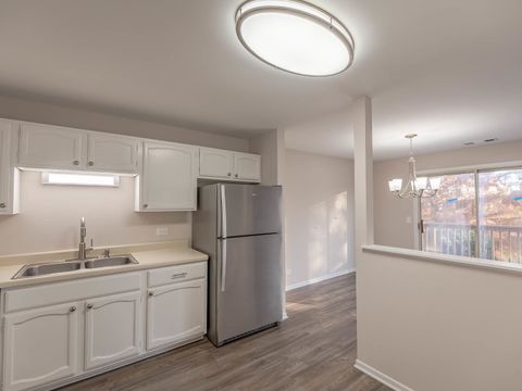 Tiny photo for 804 Chasefield Lane #3, Crystal Lake, IL 60014 (MLS # 12516023)